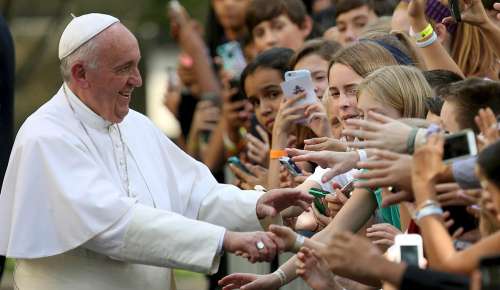 Il Papa: "Formazione al discernimento spirituale"