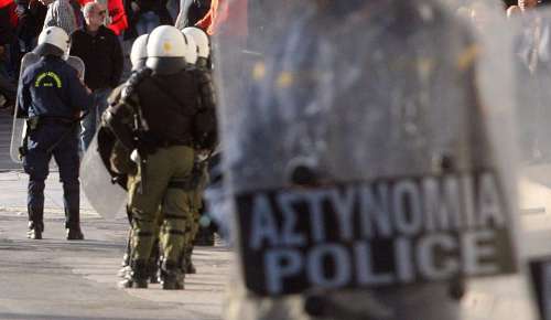 Grecia: arresti per presunti legami con il terrorismo turco