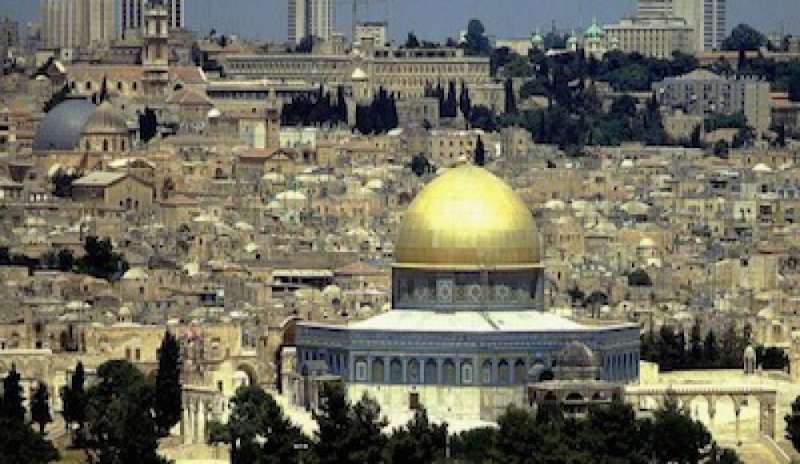 Re di Giordania: “La protezione dei Luoghi Santi musulmani e cristiani di Gerusalemme è una priorità”