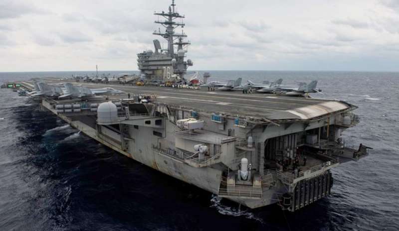 Aereo militare Usa precipita nel Pacifico