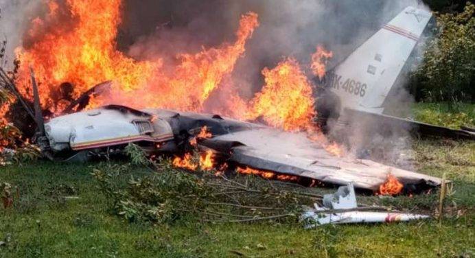 Aeroporto di Guaymaral, si schianta velivolo: 4 morti