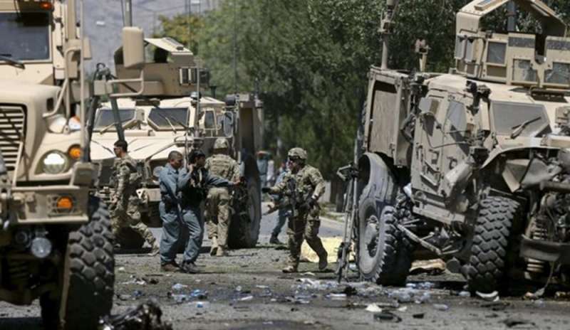 Afghanistan, Kamikaze contro mezzo Nato: feriti 3 civili