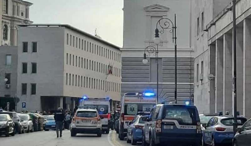 Agenti uccisi a Trieste: Meran non risponde agli inquirenti