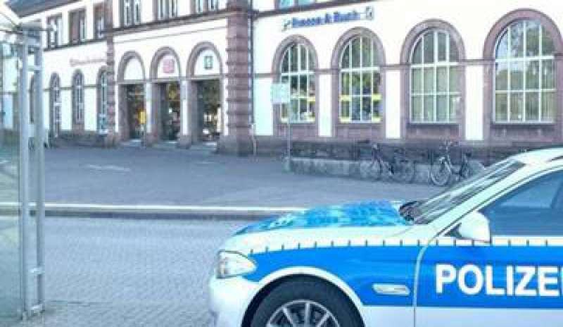 Allarme bomba in Germania, evacuata la stazione di Rastatt