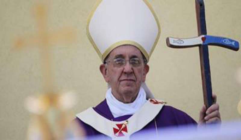 Appello del Papa: “Promuovere nel Mediterraneo una cultura di accoglienza”