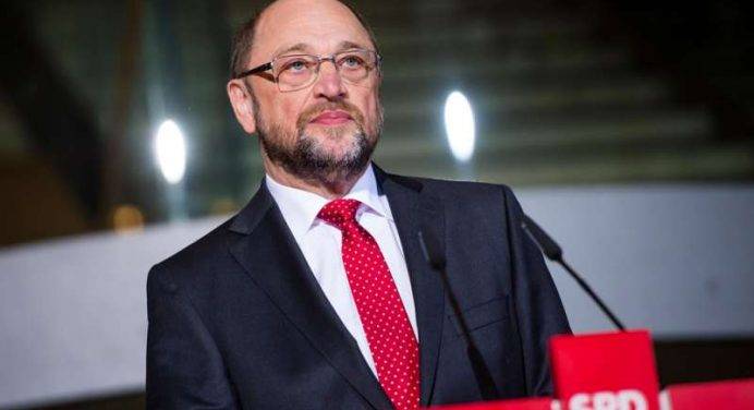 Apre il congresso dell'Spd: Schulz chiede fiducia