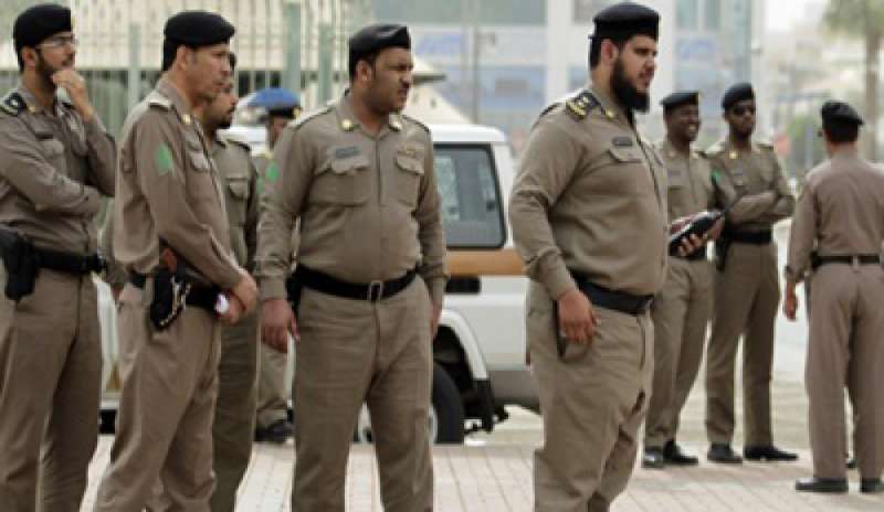 Arabia Saudita, i media: “Sventato un attacco kamikaze contro il ministero della Difesa”