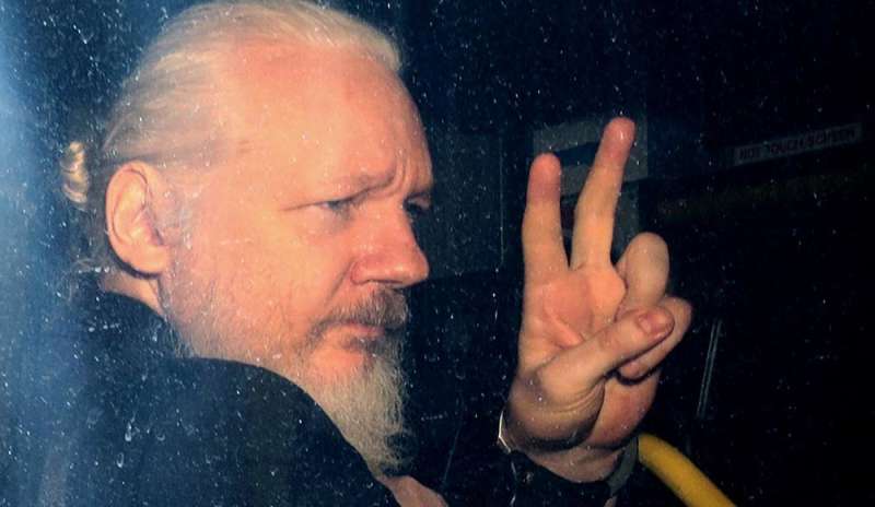 Assange ricoverato in ospedale