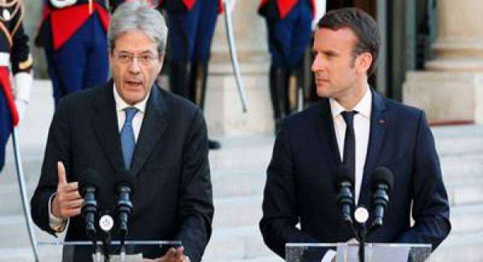 Asse Gentiloni-Macron per “un’unione fiscale e monetaria” europea