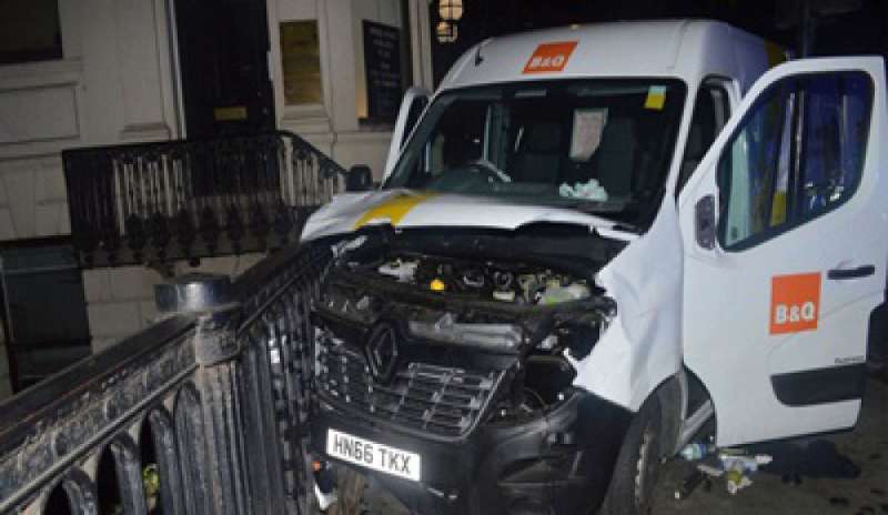 Attacco al London Bridge: i terroristi volevano un camion come quello di Nizza
