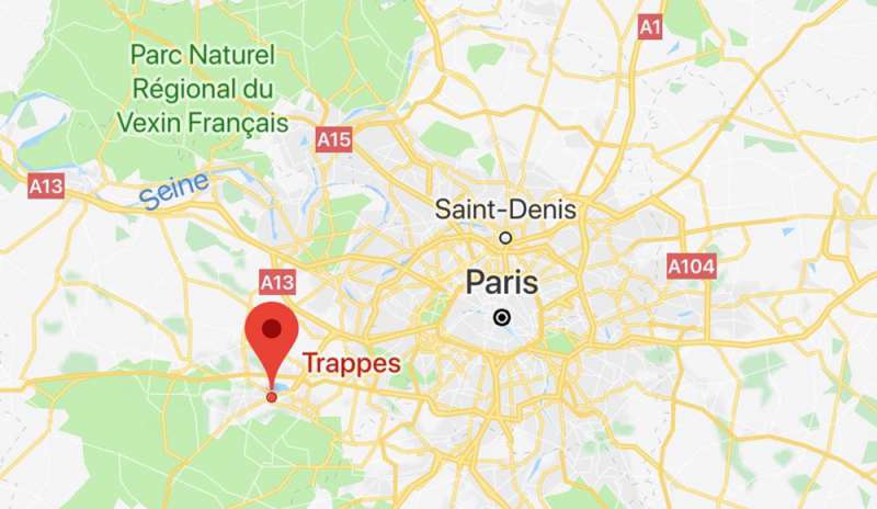 Attacco con coltello vicino Parigi: due morti