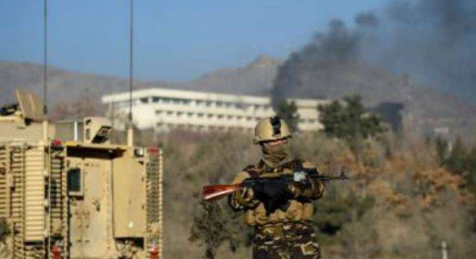 Talebani rivendicano l'attacco all'hotel Intercontinental