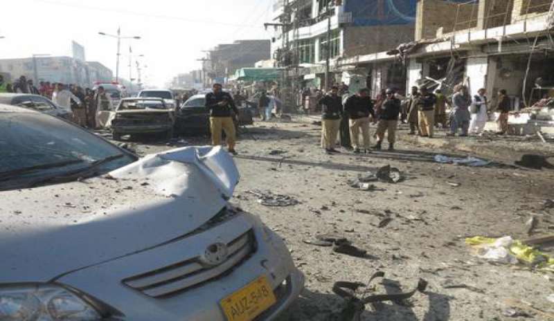 Attentato in Pakistan contro un giudice anti terrorismo, 2 morti