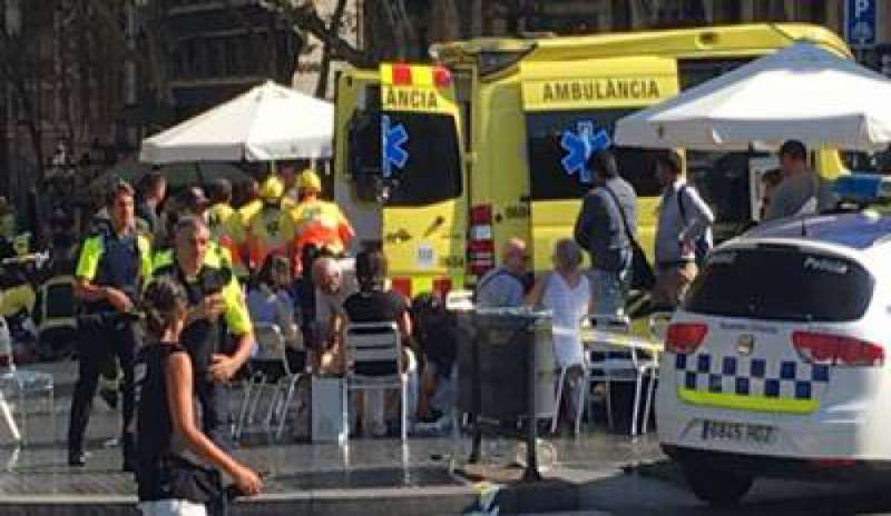 Attentato sulla Rambla de Canaletes, Rajoy: “La priorità è aiutare i feriti”