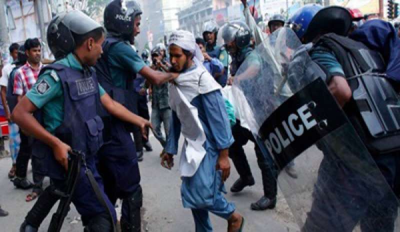 BANGLADESH, CONTINUA L’OFFENSIVA DEL GOVERNO CONTRO IL TERRORISMO: OLTRE 5000 ARRESTI