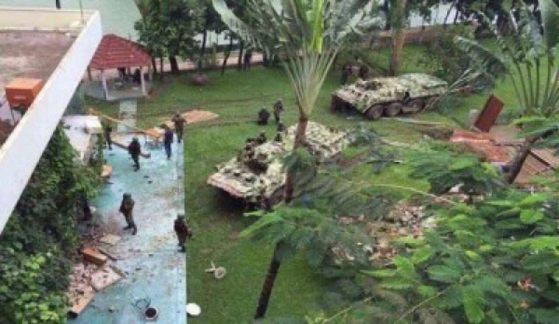 Bangladesh, uccisa la mente dell’attacco di Dacca