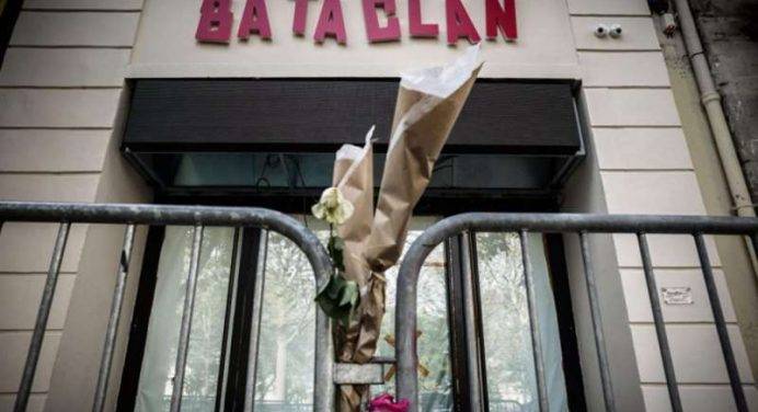 Oggi ricorre il sesto anniversario dell’attentato al Bataclan: musulmani in preghiera per le vittime