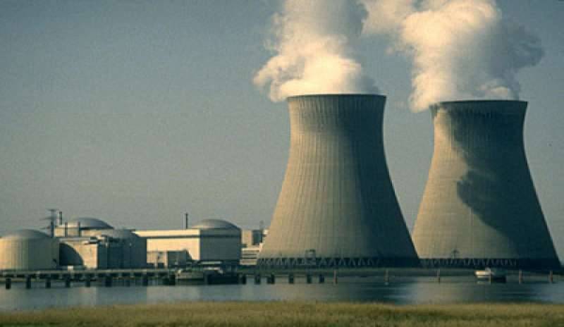 A fuoco un reattore nucleare in Belgio. Le autorità tranquillizzano: nessun rischio