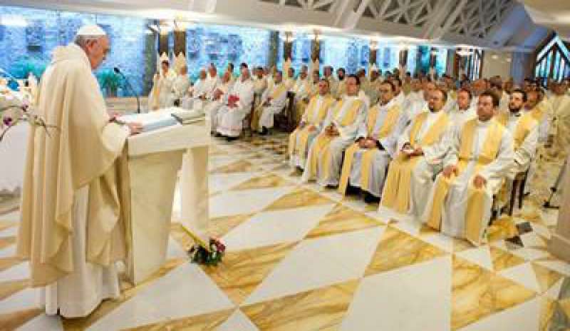 Bergoglio a Santa Marta: “I martiri di oggi sono la speranza della Chiesa”