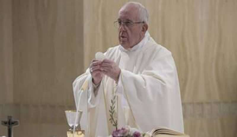 Bergoglio: “Coraggio, preghiera e umiltà: sono i tratti che caratterizzano i grandi ‘araldi’ della Chiesa”