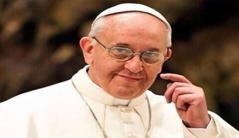 Bergoglio, messaggio di pace 2015: “Non più schiavi, ma fratelli”