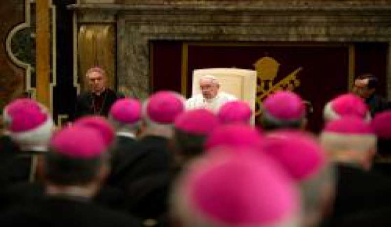 Bergoglio dà il via al vertice sulla crisi mediorientale