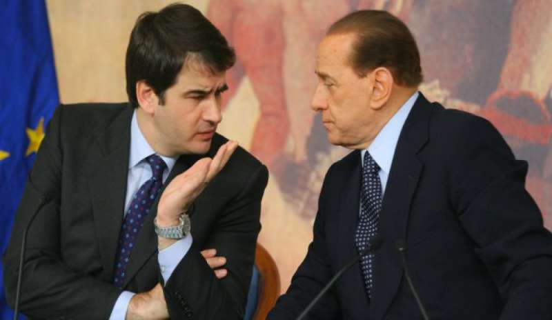Berlusconi fa lo sgambetto a Fitto. Commissariata Fi pugliese