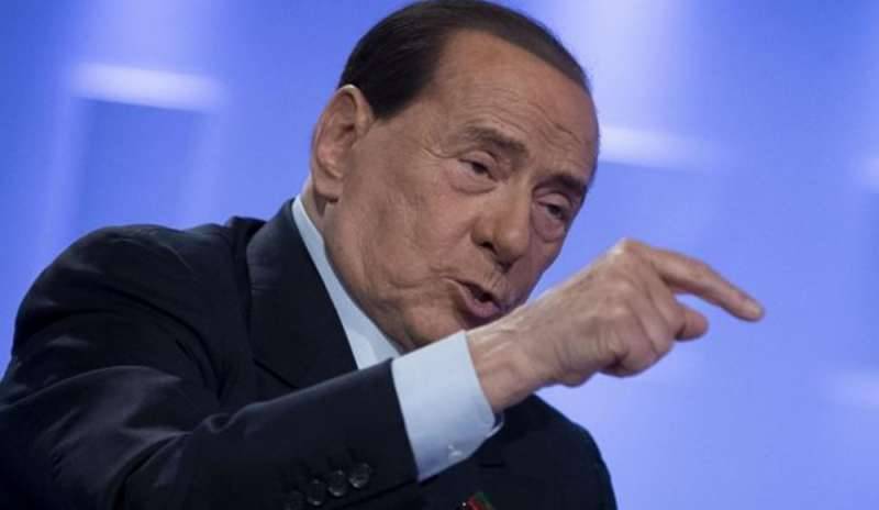 Berlusconi: “Governo di centrodestra o voto”