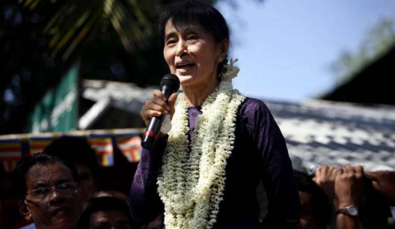 Birmania, Aung San Suu Kyi in Cina il mese prossimo