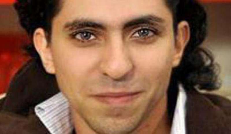 Blogger saudita troppo sovversivo. Per lui mille frustate e 10 anni di carcere