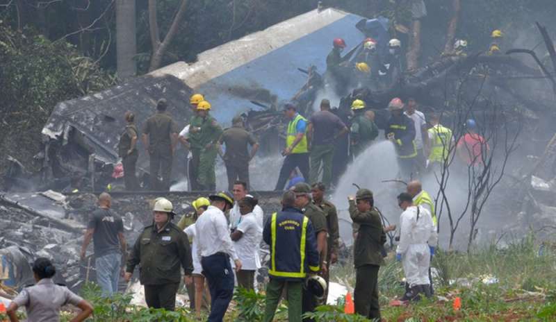 Boeing 737 si schianta dopo il decollo: “110 morti”