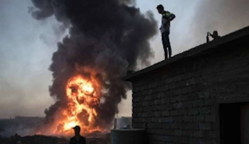 Bombe sul mercato, strage di civili in Iraq: “Molti sono bambini”