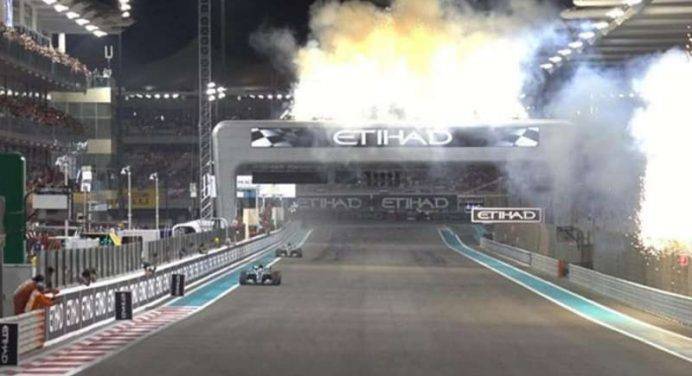 Bottas-Hamilton, la Mercedes chiude con doppietta