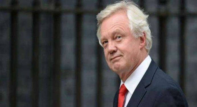 Brexit, Davis: “Nessun ruolo per la Corte di giustizia dell’Ue”