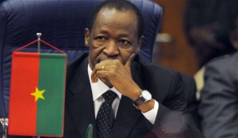 Burkina Faso, il presidente Compaorè si è dimesso