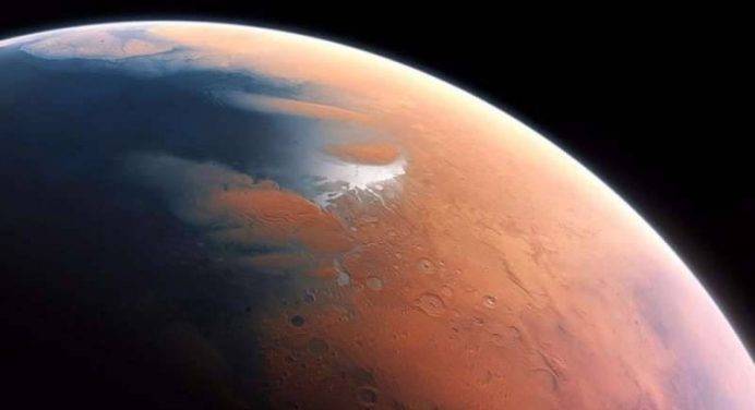 C'è un laghetto salato sotto il Polo di Marte
