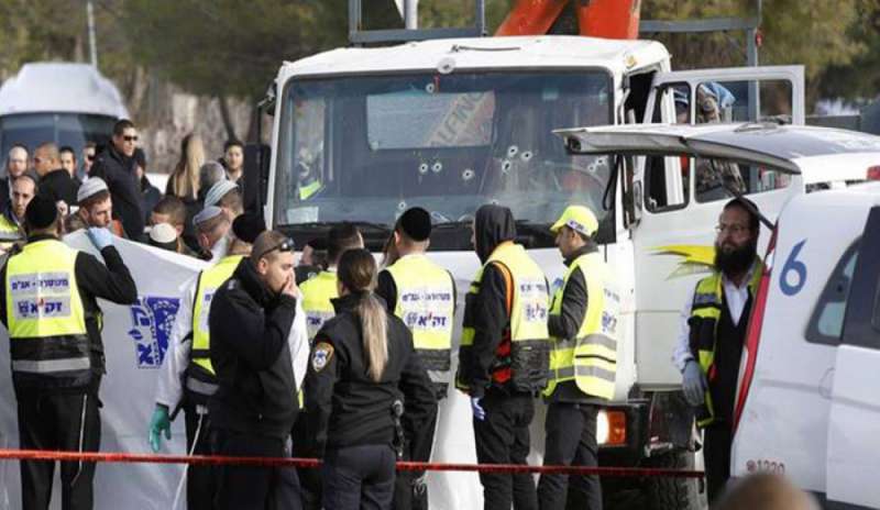Camion contro soldati a Gerusalemme, Netanyahu: “L’autore è sostenitore dell’Isis”