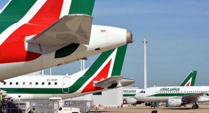 Caos Alitalia, frenata sulla soluzione di mercato