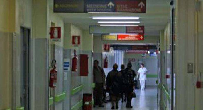 Caso di meningite a Milano: morta una giovane. Profilassi per 150 persone