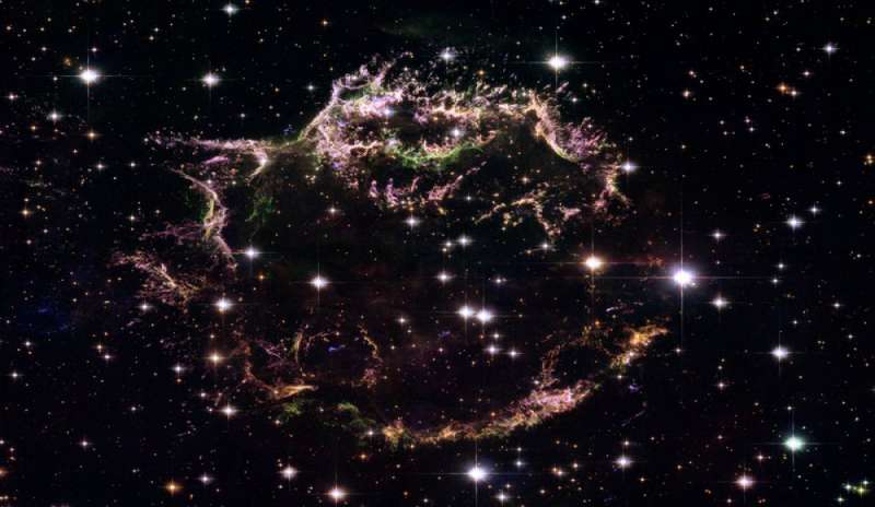 Cassiopea vista ai raggi X: la nebulosa a forma di spugna