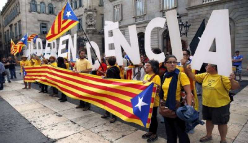 Catalogna: sospeso il referendum sull’indipendenza