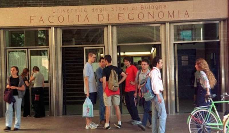 Censis, università: Bologna, Perugia e Camerino al top