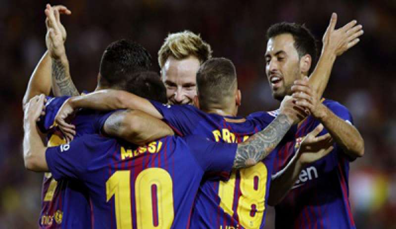 Champions, Messi è stellare: il Barcellona ne fa 3, Juve spazzata via