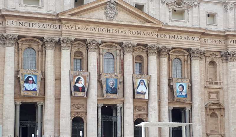 Chi sono i Santi canonizzati oggi da Papa Francesco