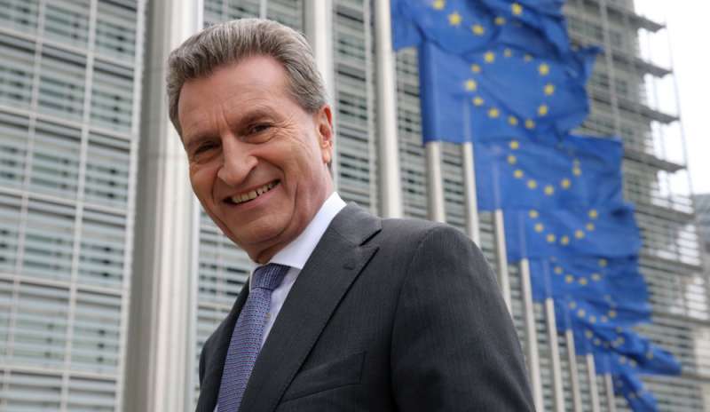 Commissario Ue: “I mercati insegnaranno agli italiani a votare”
