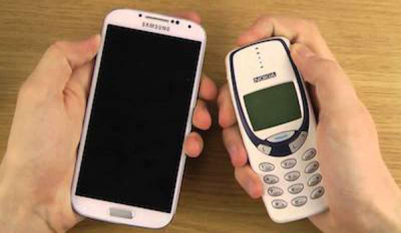 ComScore: “In Italia sono ‘smart’ 7 telefonini su 10, Samsung e Apple i marchi top”