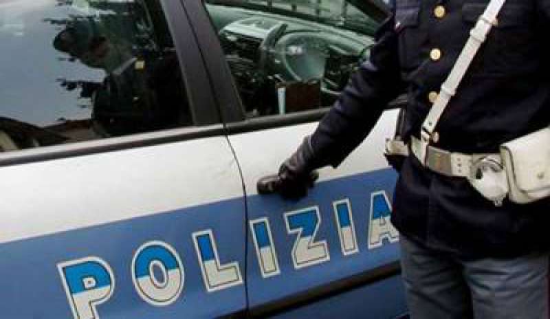 Corruzione a Savona: arrestati un poliziotto e due funzionari del ministero dell’Interno