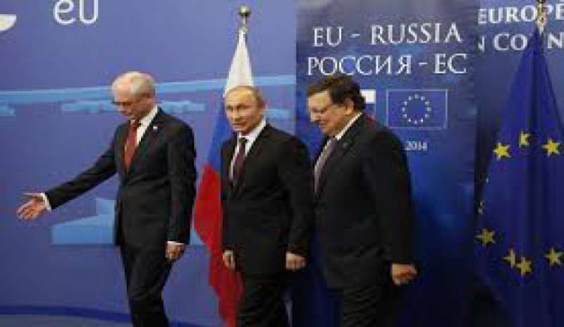 Sanzioni alla Russia, Il Cremlino: l’Ue non vuole la pace in Ucraina