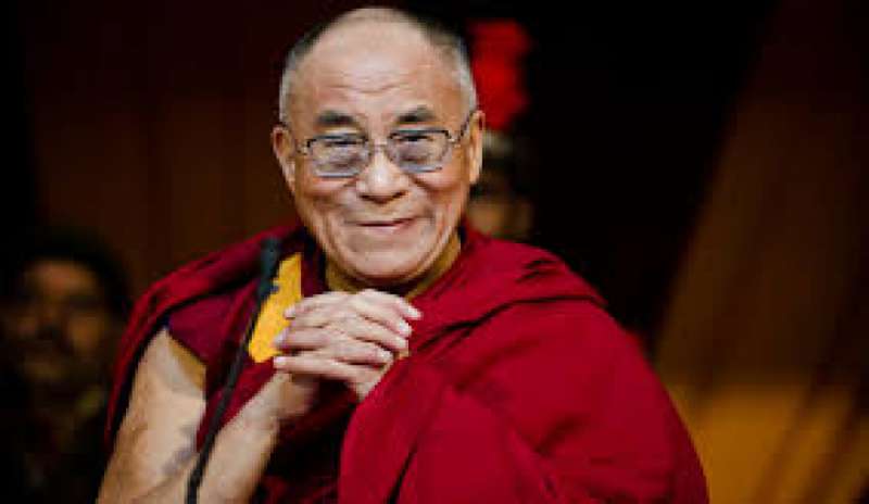Il Dalai Lama chiede di tornare in Cina. Come pellegrino