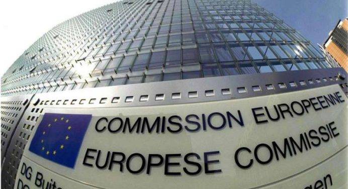Deficit al 2%: la Commissione Ue non si sbilancia